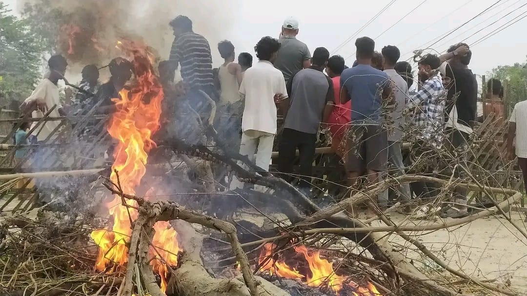 चौथो पटक म्याद थप हुँदा समेत पातो सडक निर्माण कार्यले गति लिन नसकेपछी स्थानीय आन्दोलित