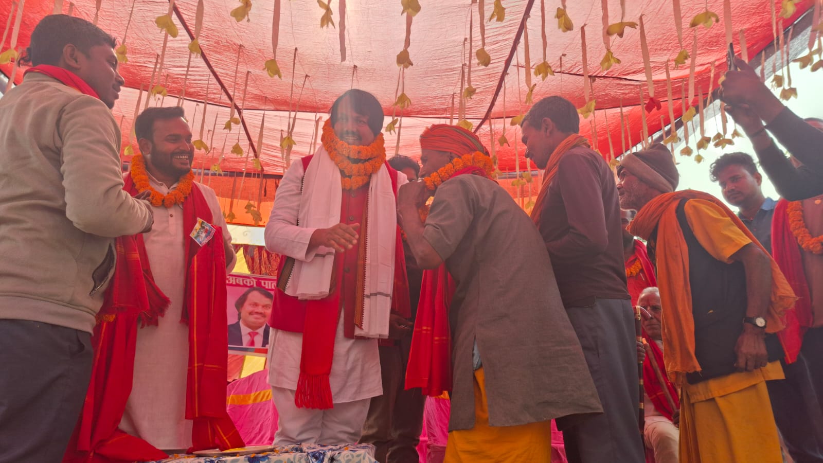 तिलाठी कोइलाडीमा विभिन्न पार्टी परित्याग गरी ठूलो संख्यामा जनमत प्रवेश